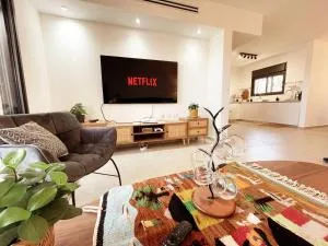 Ramon Garden - 米茨佩·拉蒙