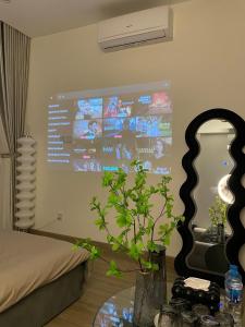 Vinhomes Smartcity - View bể bơi - Trốn homestay