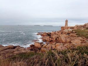 Maisons de vacances Evasion aux Caraibes Bretonnes - Votre havre de paix a Perros Guirec : photos des chambres