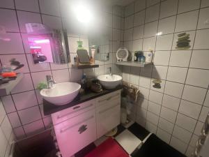 Maisons de vacances Triaize, 15 minutes de l-Ocean : Maison 2 Chambres