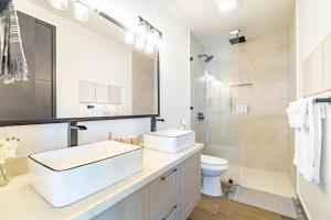 Coral Reef Casa with Private Hot Tub and Pool at Mahogany Bay