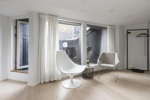 Glorious penthouse with private sauna and jacuzzi