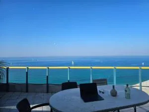 Herzliya On The Water With Sea View - 舍法因姆基布兹