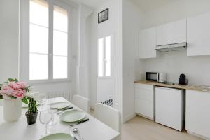 Cosy Apartement in heart of Batignolles