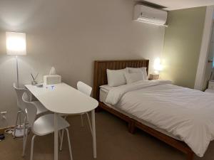 Sweet Home in Hongdae 1 minute away