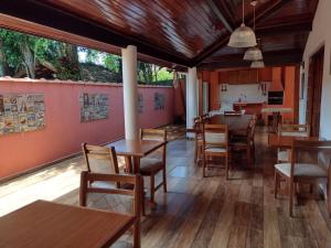 Casa Maravilhosa com Piscina Praia da Fortaleza - Ubatuba - Brasil