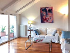 Penthouse in the sky with 30 sqm terrace Milan Central Station