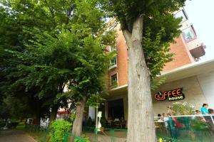 For CASH search Google - Cazare CERONAV CityCenter - DisneyTV!