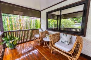 1 BR Bungalow Near The Beach