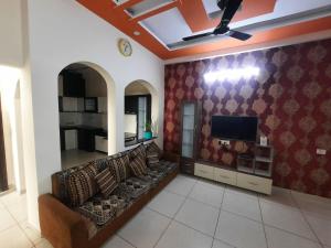 Aashvi Home Stay Ujjain