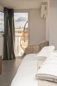 The Minion Elegant Suite - Acropolis View