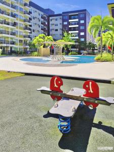 B3 Chic Sunset Studio Escape