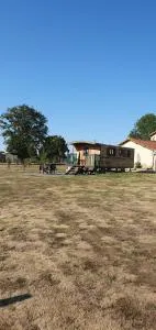 La roulotte de Rochavelle - بارتيناي