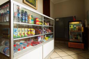 RedDoorz Plus near Parahyangan University