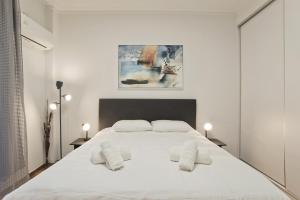 Serra Relaxing Renovated Apt by Marina & Beach