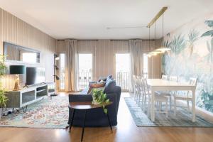 Modern 2bdr flat in the citys heart!