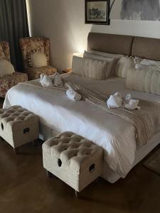 Royal Bakoena Hamiltonparks Country Lodge