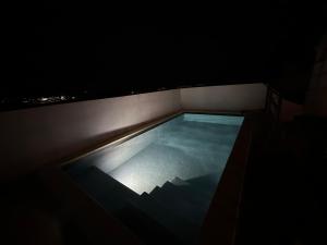 Atico duplex con piscina privada, solárium y barbacoa