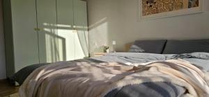 Papus Home, City Center 2BR Apt