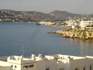 Stratos Apartments & Studios Paros Greece