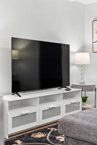 Furnished Luxury Apartment Next to Harvard Stadium