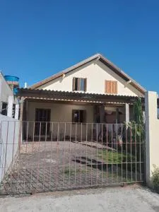 Sobrado Geminado em Capão Novo - 阿罗尤特谢拉