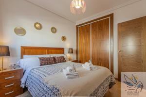 Apt of 2BDR with Excellent Location