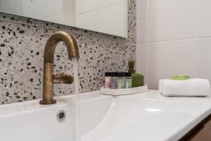 Kipseli Secret Heaven