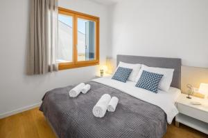 MAJ - ANA - Luxury Family Apartments with Pool