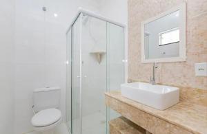 Sobrado Picarras 600m do mar 20min do Beto Carrero