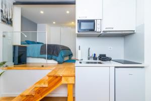 Mourarias Place - Blue Studio