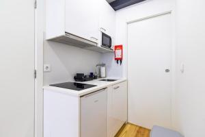 Mourarias Place - Blue Studio