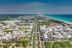 Inns at Seacrest 210