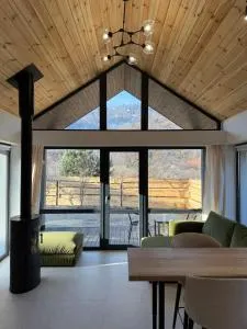 UGRAD family котедж з чаном-джакузі - Hajasd