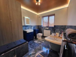 Seaview Home with Private Garden, BBQ, Decking & Fire Pit