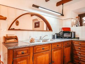 Oliveiras House By Gt House