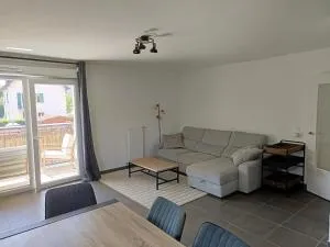 Apartment in Ville-la-Grand - 维尔拉格朗