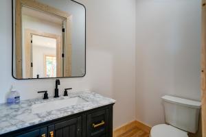 Dahlonega Mountain Creekside Oasis 4 Bedroom