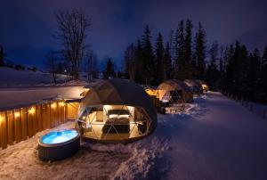 Diamond Glamp & Jacuzzi