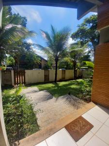 Suíte no Condomínio Itamambuca - Muito Perto da Praia !!!