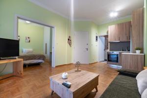 Central Athens Apt Street View by MPS