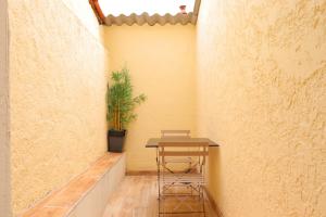 Le Néo - Studio chic avec sa cour privative et fibre