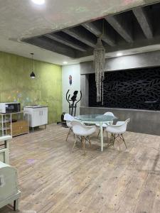 Departamento y Alberca privada