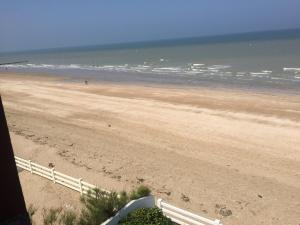 Appartements Apt bord de mer, vue exceptionnelle,pres Deauville : photos des chambres