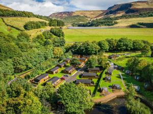 Dovestone Pod 18
