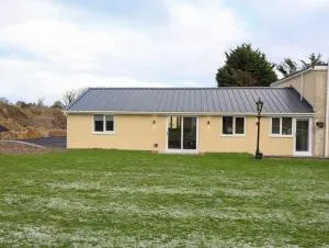 Ynys Uchaf - Brynteg