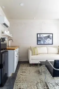 Simple and Elegant Casita #1 at The Halles - Round Top