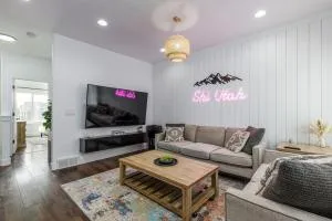 Entire Townhome Legends Retreat - 西乔丹