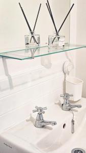 Luxury Room 8min to Sheffield City Center, Free parking