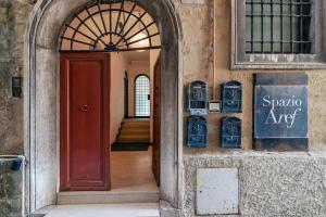 Loggia Apartment - Brescia City Center - by Host4U